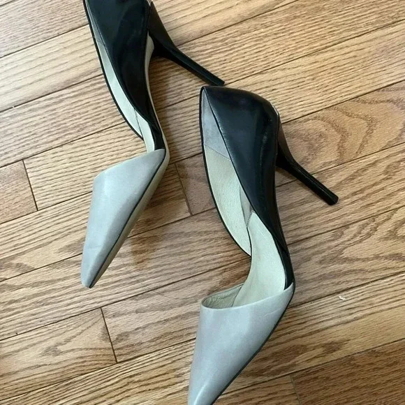 [10M] Michael Kors JULIETA D'ORSAY Pearl Grey  & Black Leather Pumps Stiletto - Picture 8 of 10